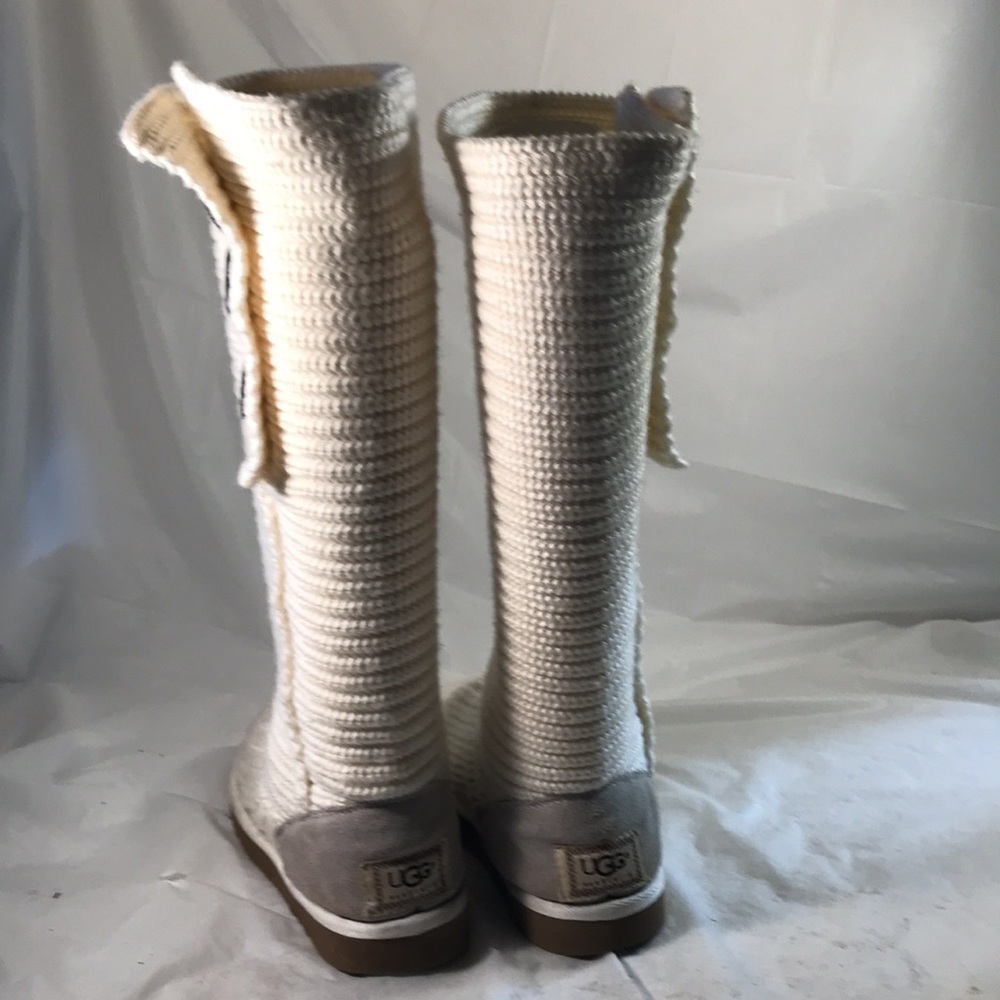 UGG Women’s Classic Cardy Cream Knit Adjustable Winter Shearling Insole Boots - Picture 3 of 10